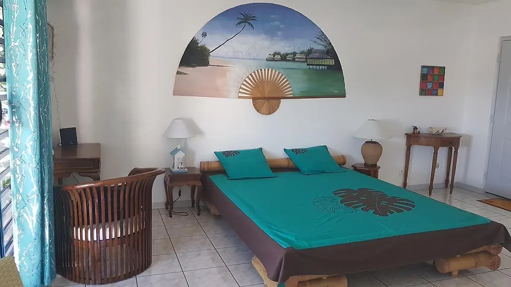 Studio In Te Rai Ninamu Building Appartement Faaa